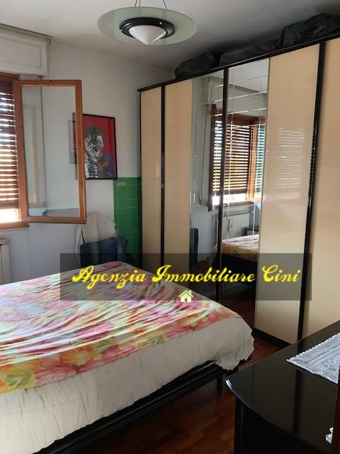 Immagine 10 di Appartamento in vendita  a Livorno