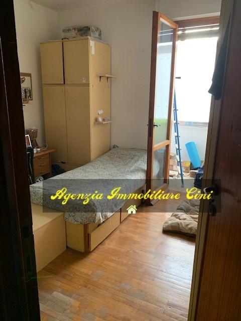 Immagine 8 di Appartamento in vendita  a Livorno