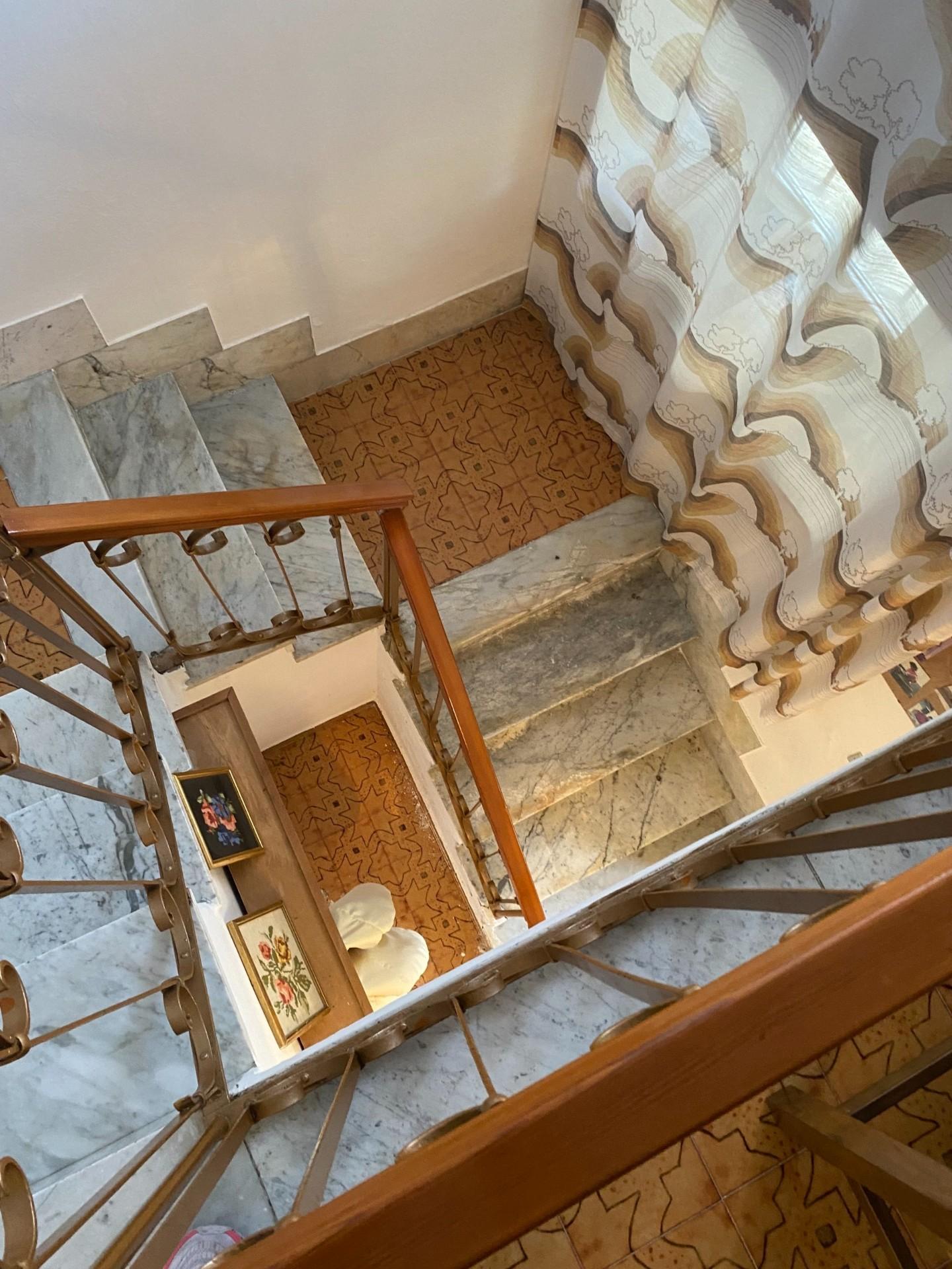 Immagine 12 di Casa semindipendente in vendita  a Massa