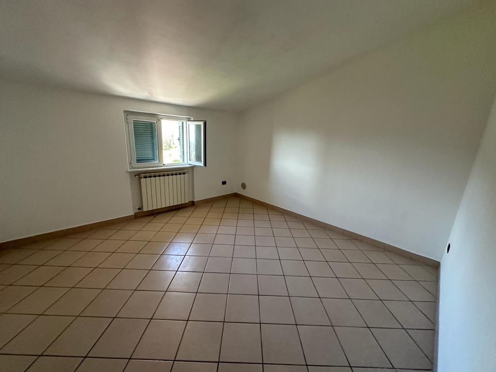 Immagine 51 di Villa in vendita  a Sarzana