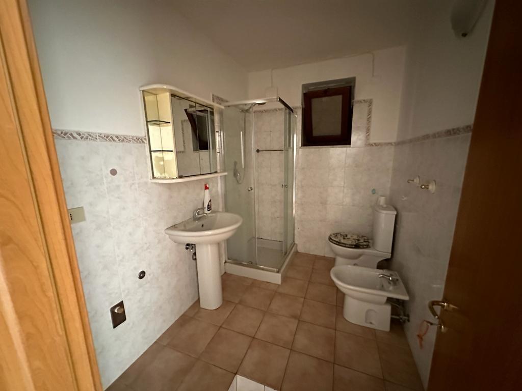 Immagine 46 di Villa in vendita  a Sarzana