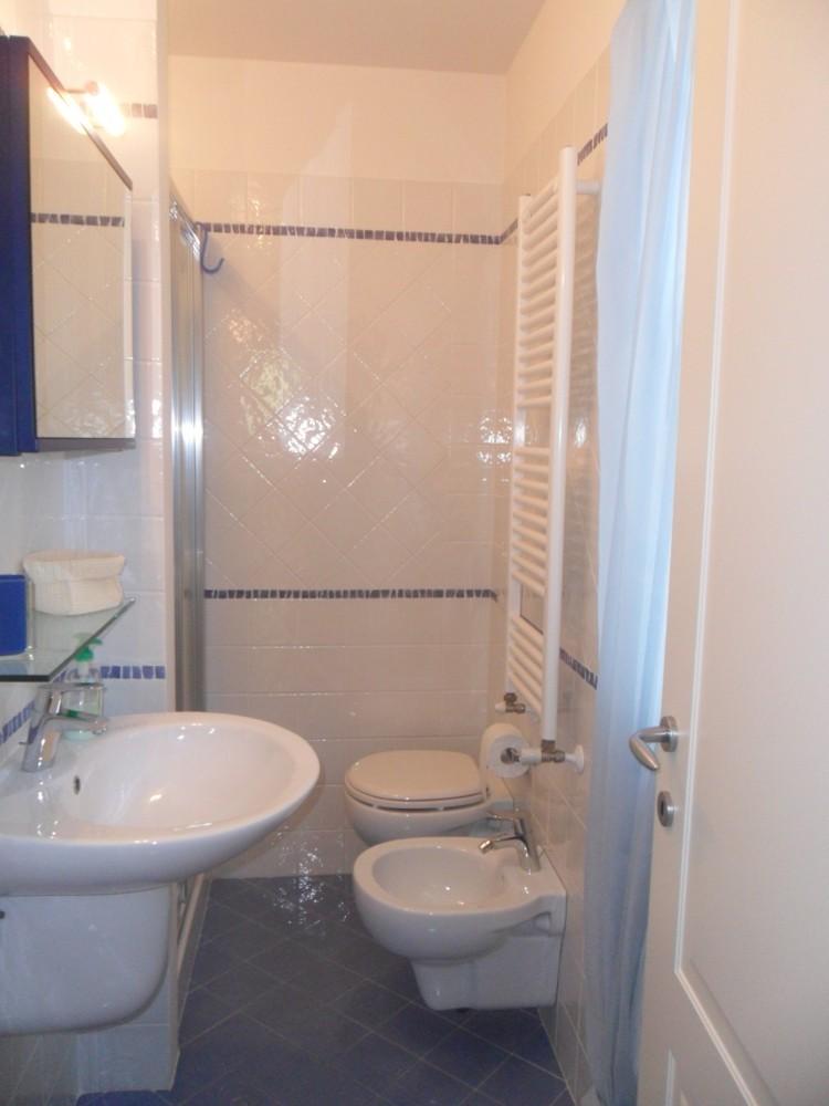 Immagine 29 di Villa in vendita  a Forte Dei Marmi