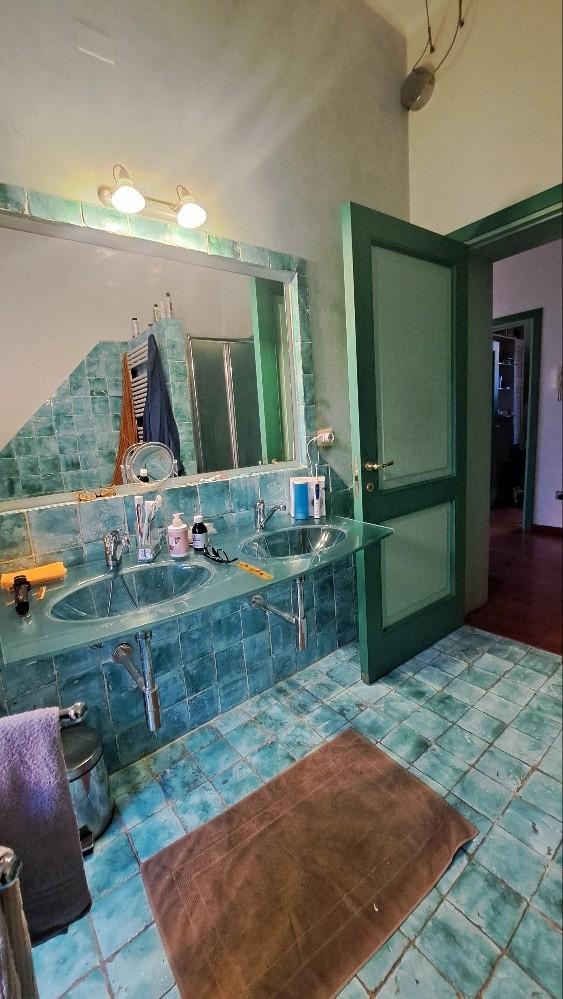 Immagine 33 di Villa in vendita  a Pisa