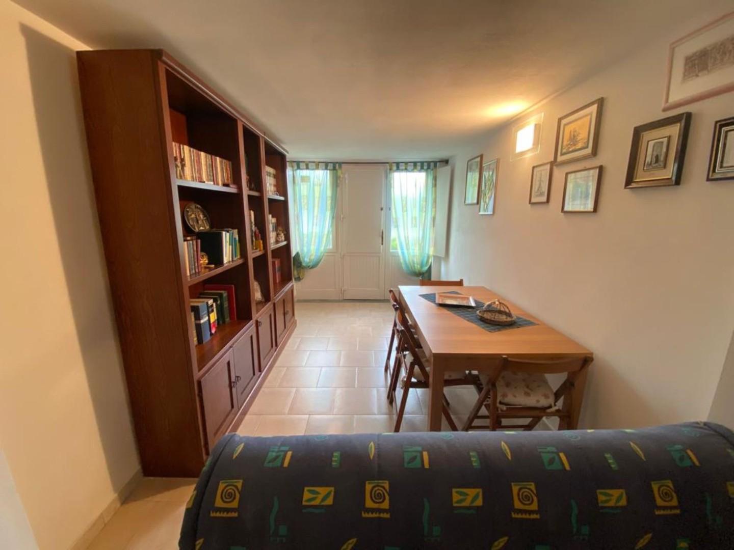 Immagine 17 di Appartamento in vendita  a Castellina Marittima