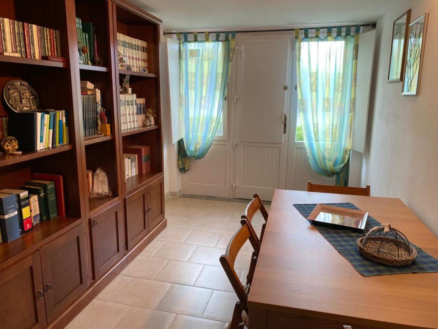 Immagine 15 di Appartamento in vendita  a Castellina Marittima