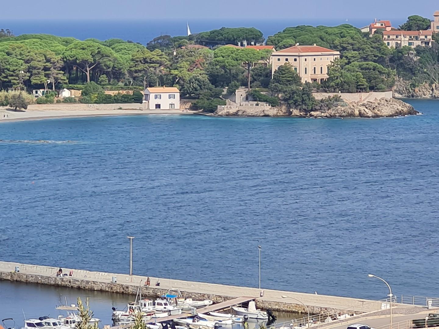 Immagine 14 di Appartamento in vendita  a Rio Marina