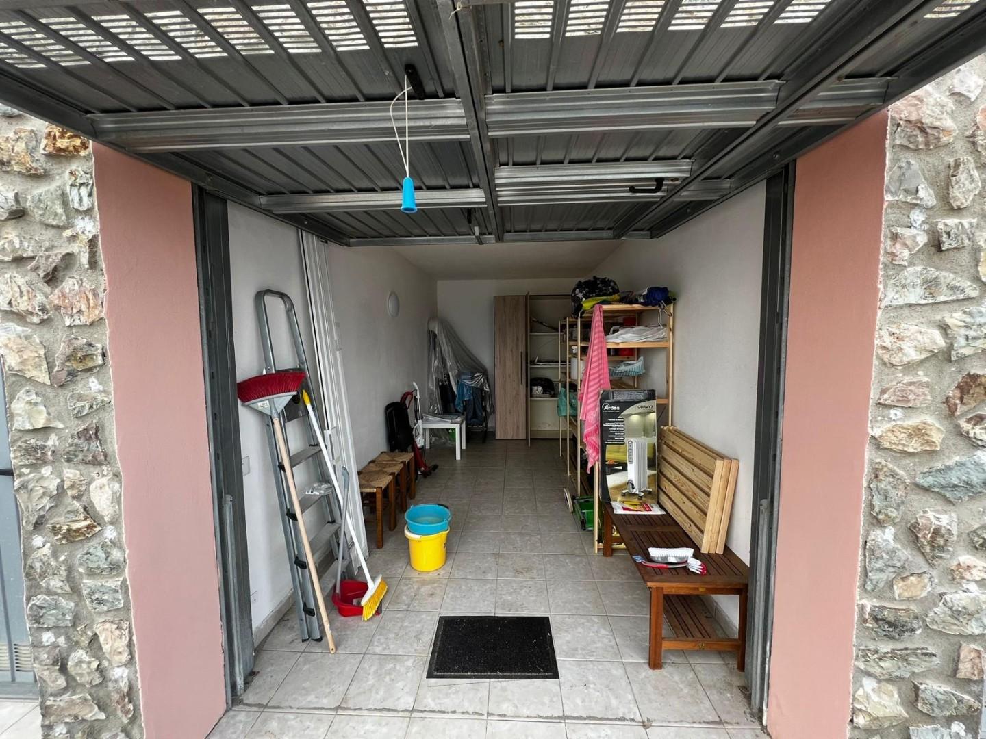 Immagine 8 di Appartamento in vendita  a Rio Marina