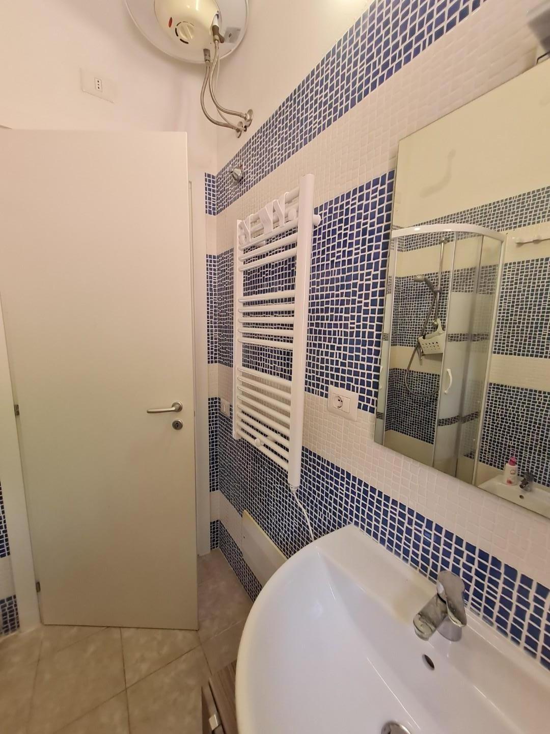 Immagine 44 di Appartamento in vendita  a Rio Marina