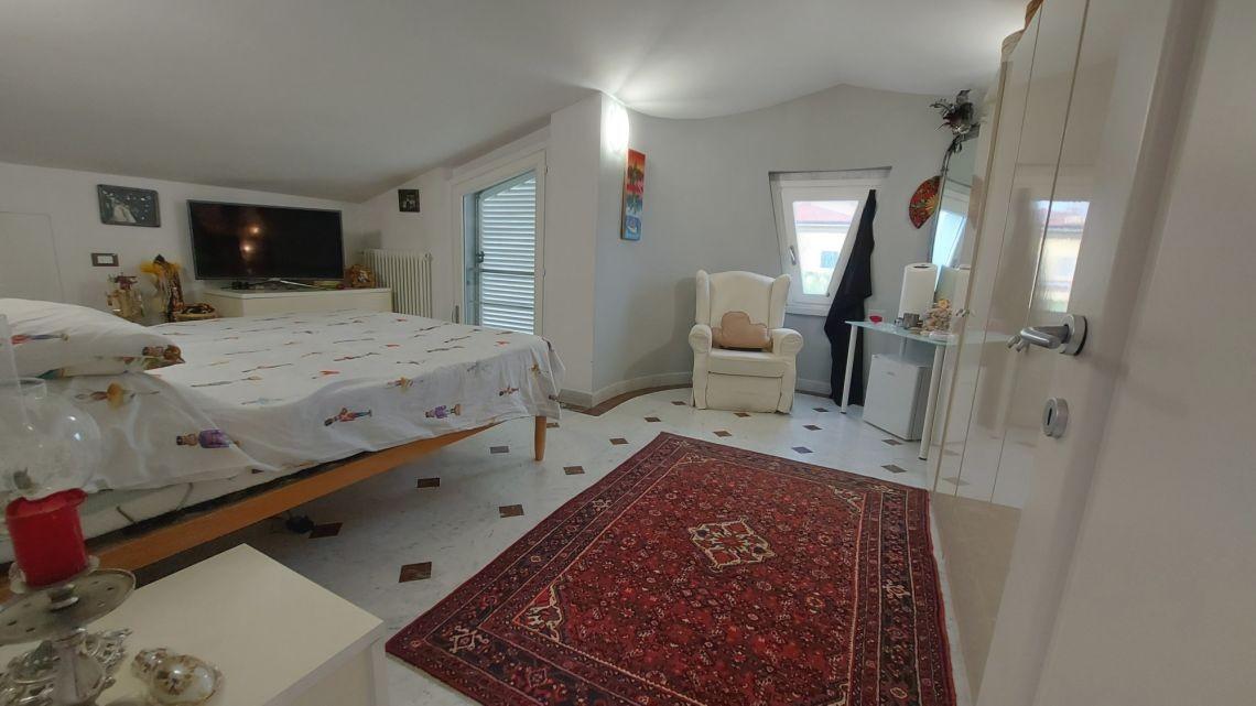 Foto annuncio 24