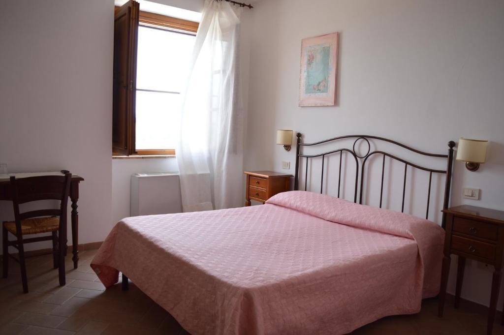 Immagine 11 di Rustico / casale in vendita  a Manciano