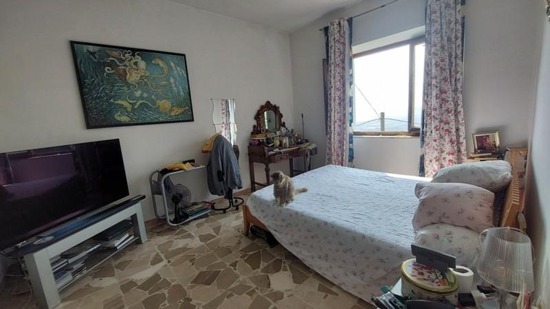 Immagine 11 di Casa indipendente in vendita  a Montignoso