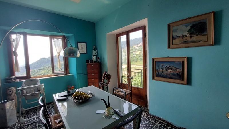 Immagine 6 di Casa indipendente in vendita  a Montignoso