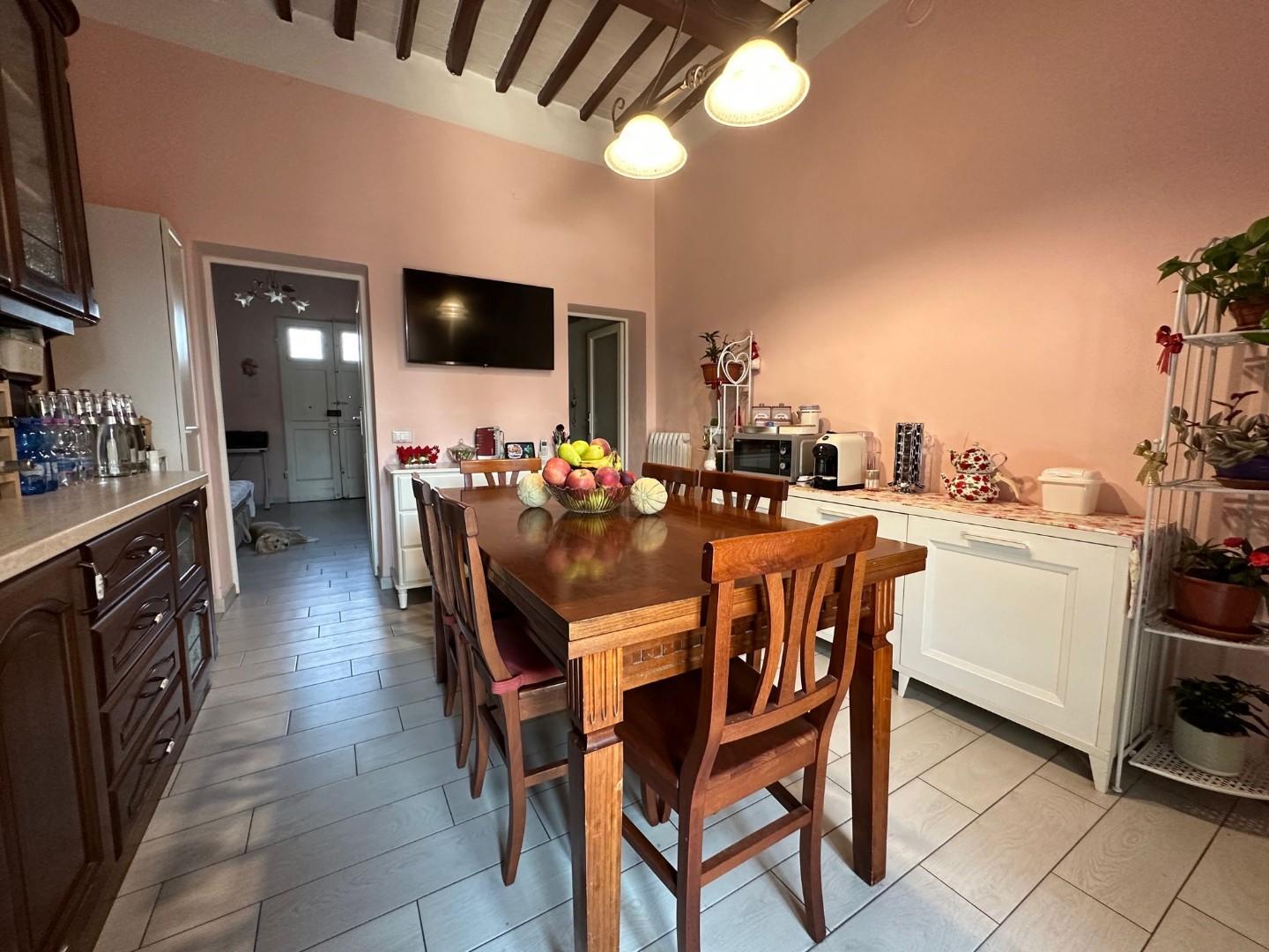 Immagine 5 di Terratetto in vendita  a Pisa