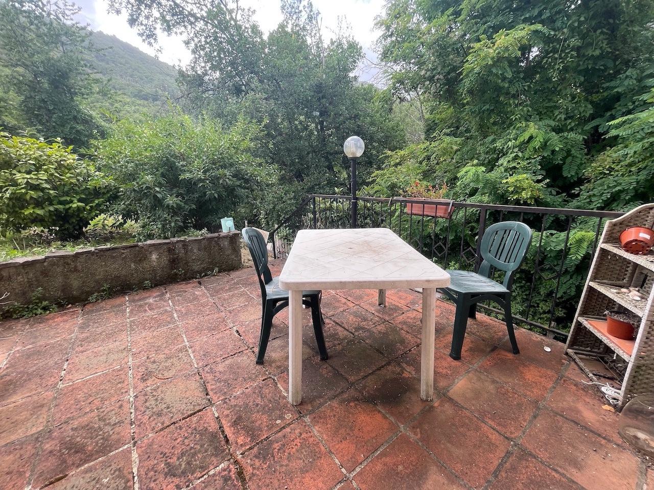 Immagine 20 di Casa indipendente in vendita  a La Spezia