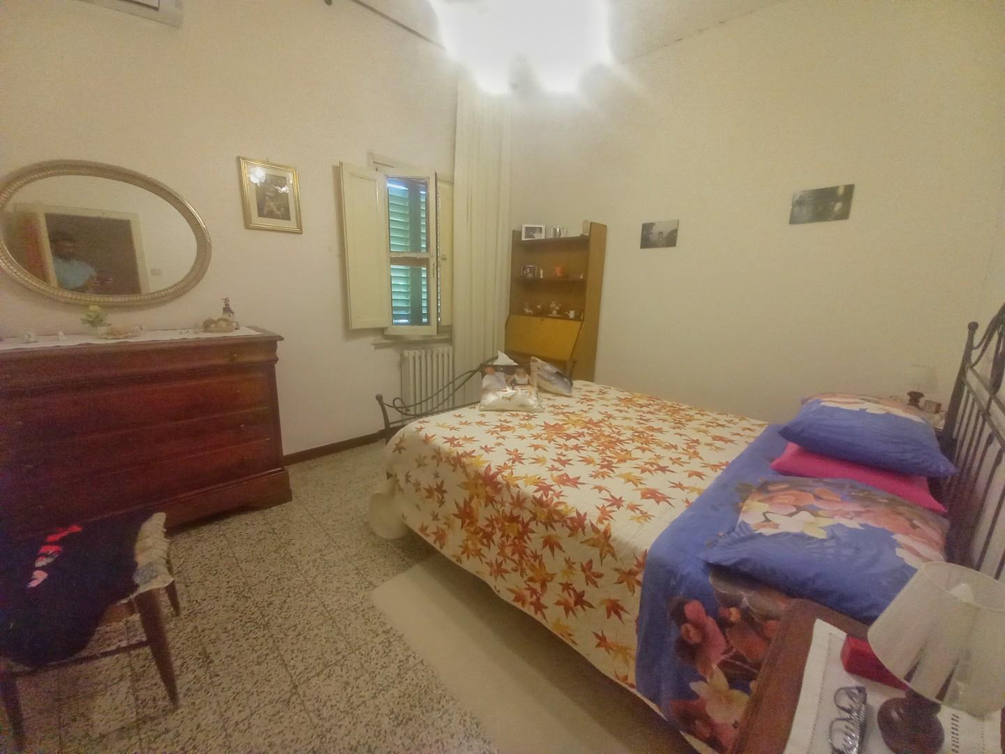 Immagine 17 di Casa colonica in vendita  a Montaione