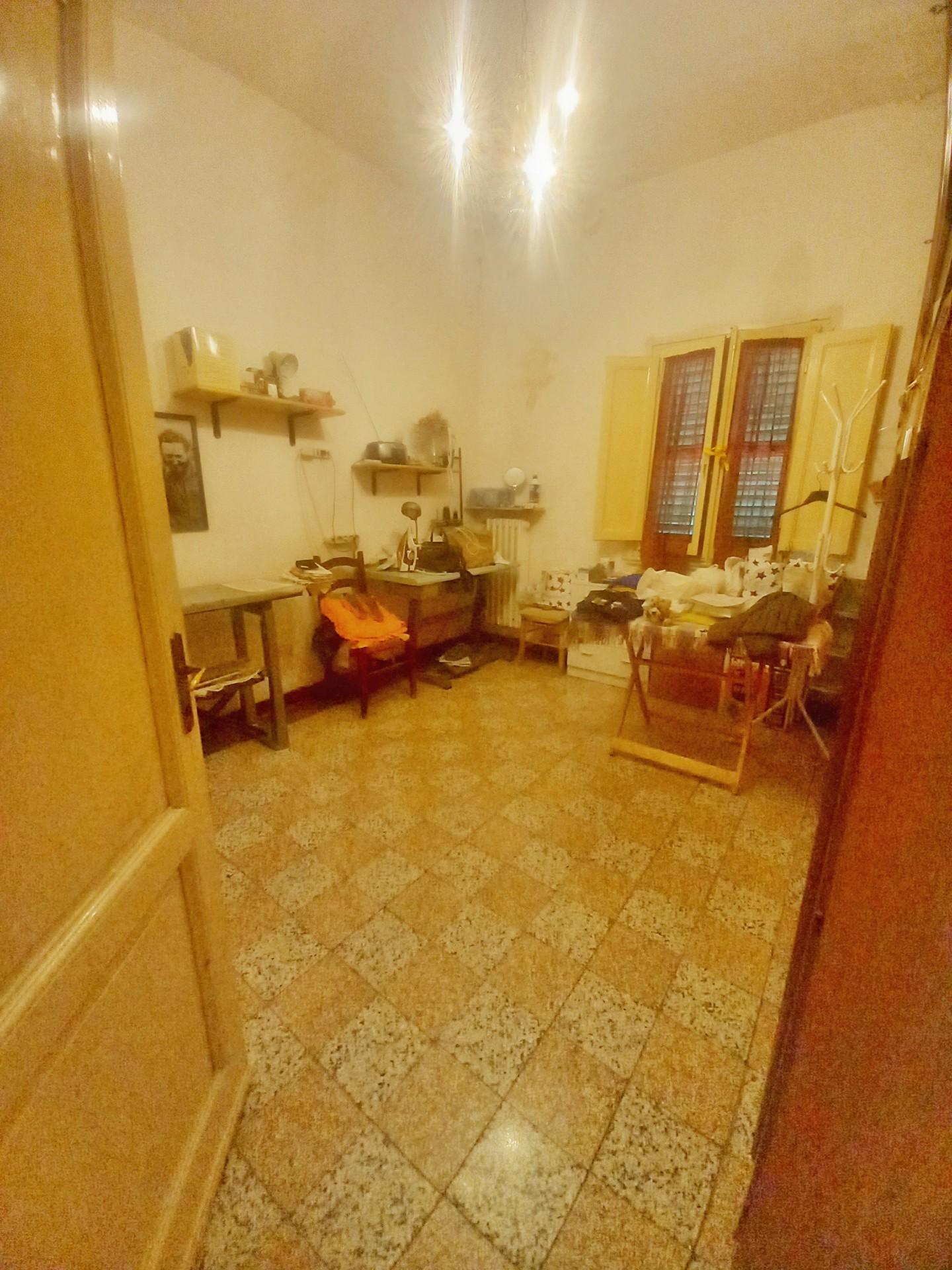 Immagine 12 di Casa colonica in vendita  a Montaione