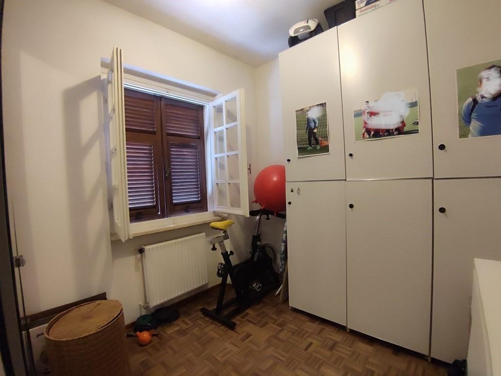 Immagine 22 di Casa semindipendente in vendita  a Carrara