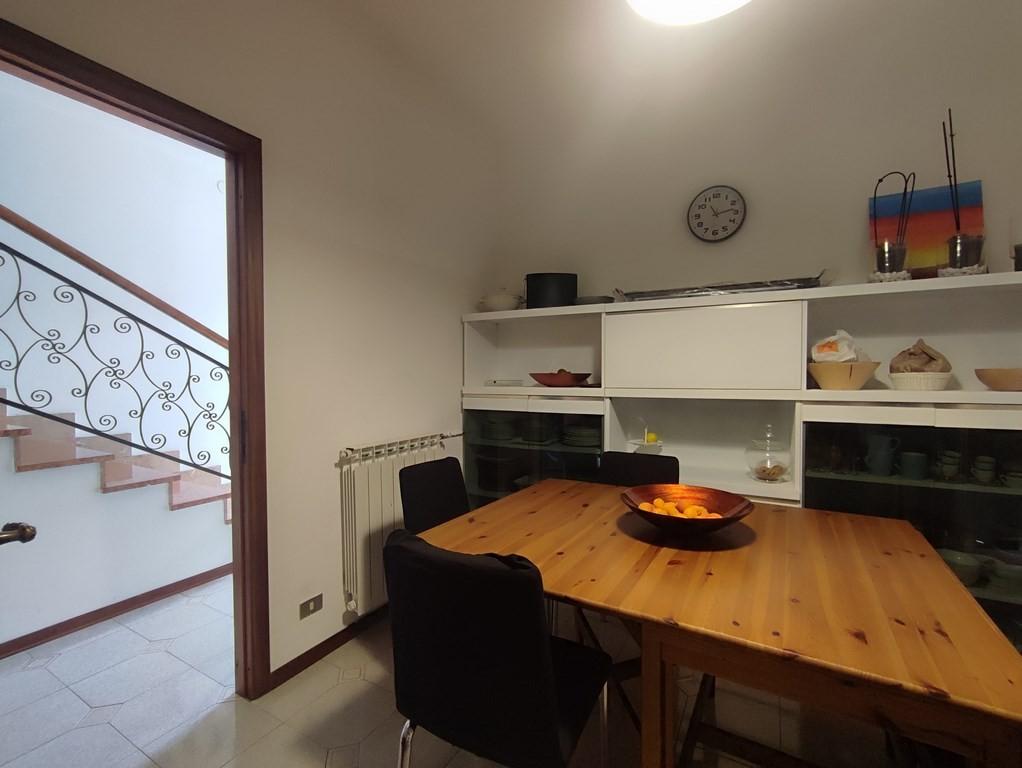 Immagine 18 di Casa semindipendente in vendita  a Carrara