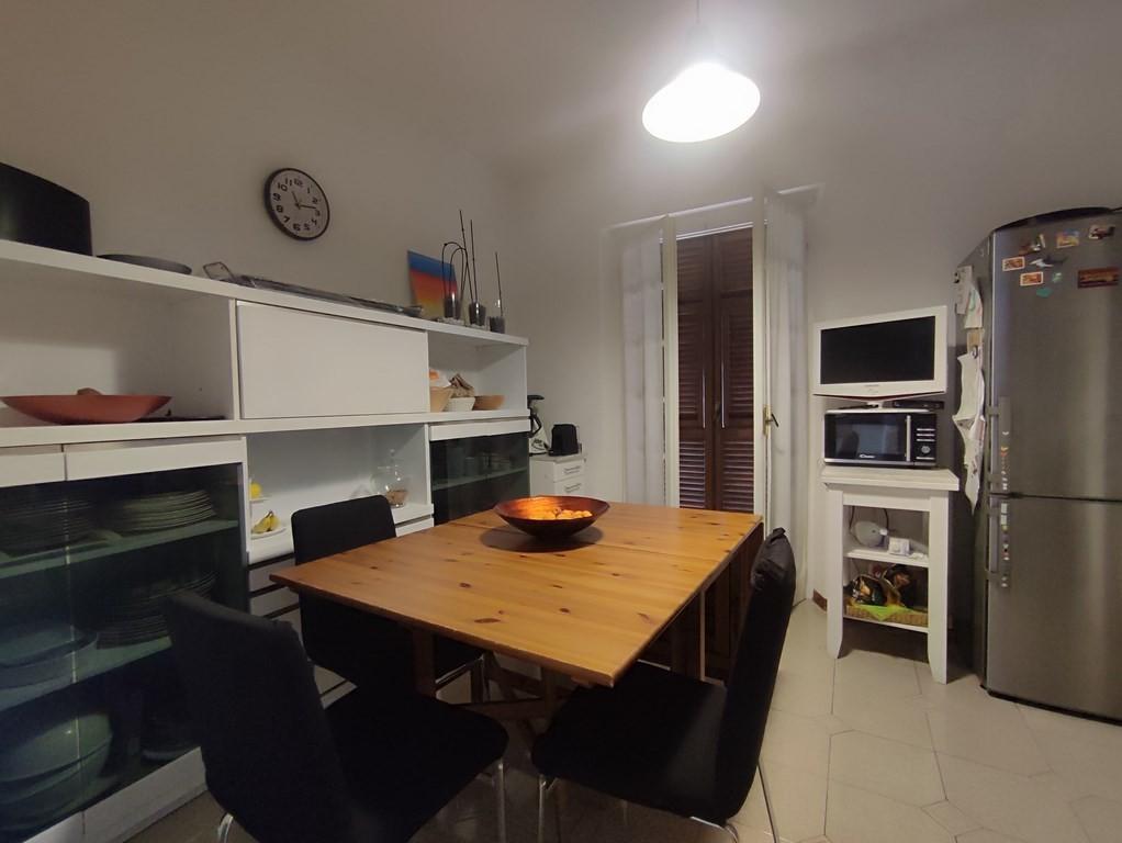 Immagine 13 di Casa semindipendente in vendita  a Carrara