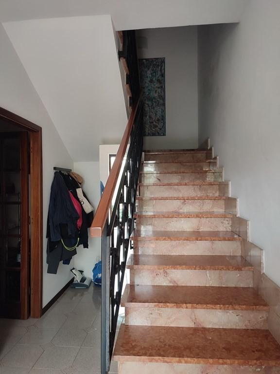 Immagine 10 di Casa semindipendente in vendita  a Carrara