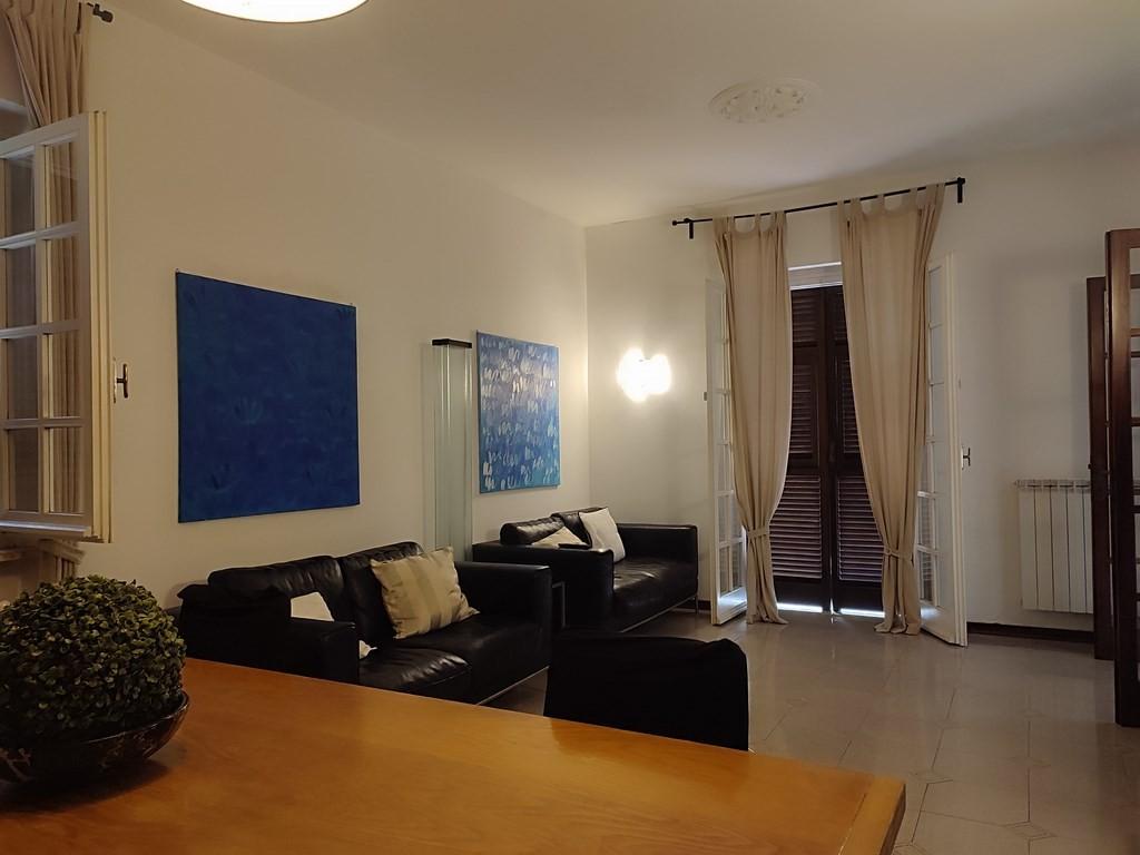 Immagine 9 di Casa semindipendente in vendita  a Carrara