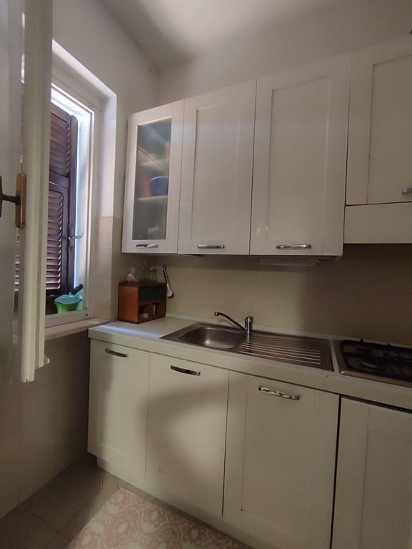 Immagine 17 di Casa semindipendente in vendita  a Carrara