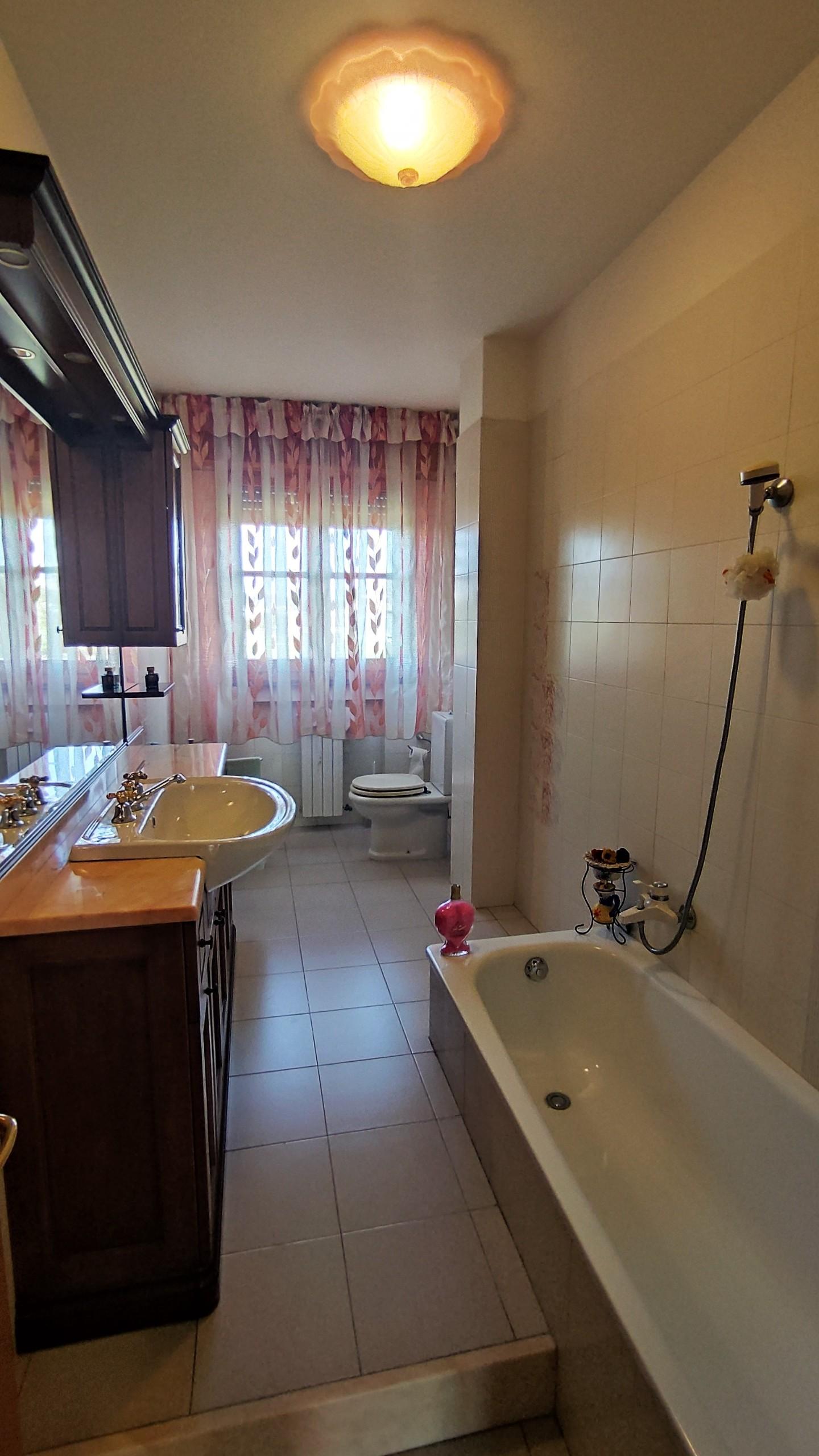 Immagine 38 di Villetta a schiera in vendita  a Fucecchio