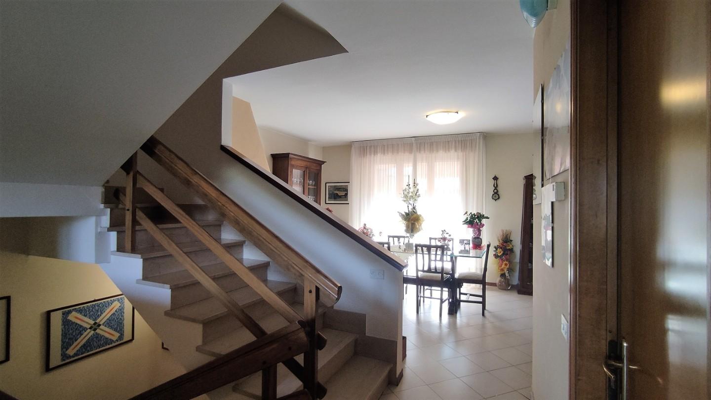 Immagine 17 di Villetta a schiera in vendita  a Fucecchio