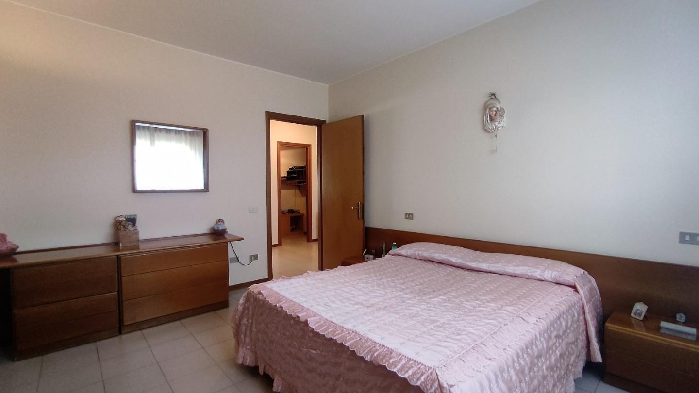 Immagine 28 di Villetta a schiera in vendita  a Fucecchio