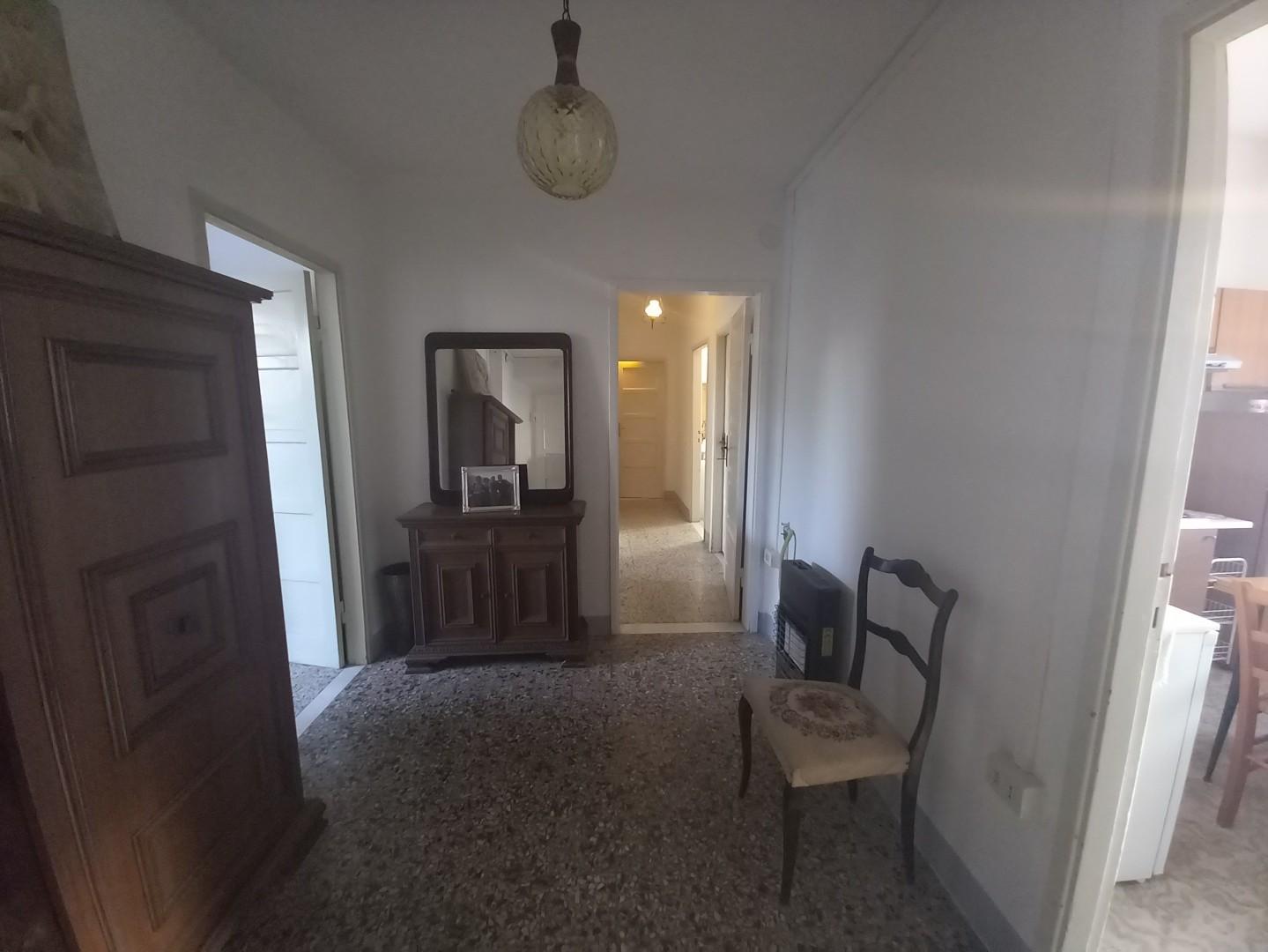 Immagine 9 di Appartamento in vendita  a Rosignano Marittimo