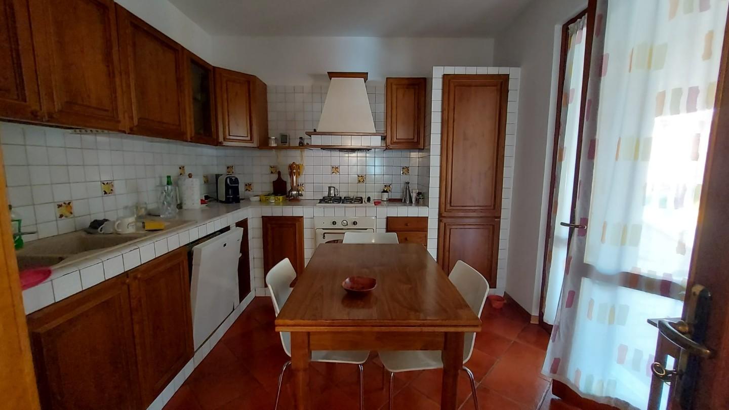 Immagine 5 di Villetta a schiera in vendita  a Campiglia Marittima