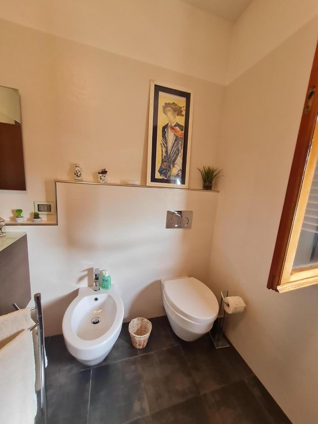 Immagine 43 di Villetta a schiera in vendita  a Campiglia Marittima