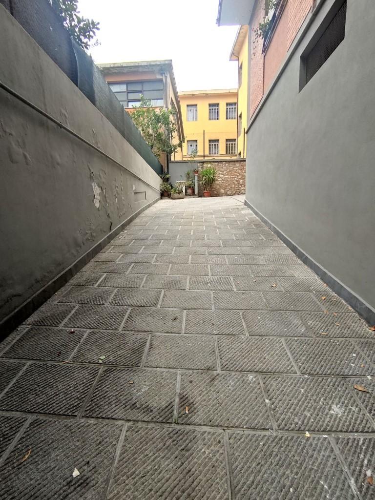 Immagine 25 di Appartamento in vendita  a Massa