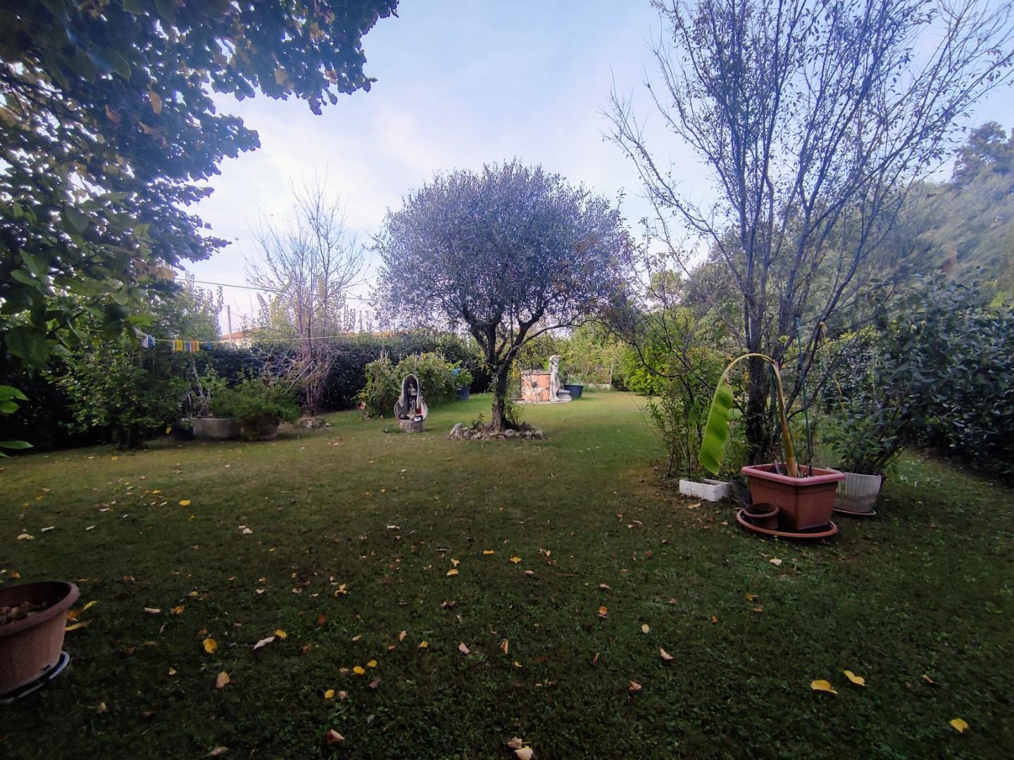 Immagine 40 di Casa semindipendente in vendita  a Fucecchio