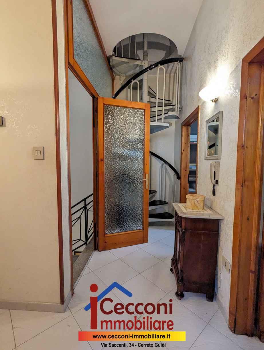 Immagine 16 di Casa indipendente in vendita  a Lamporecchio