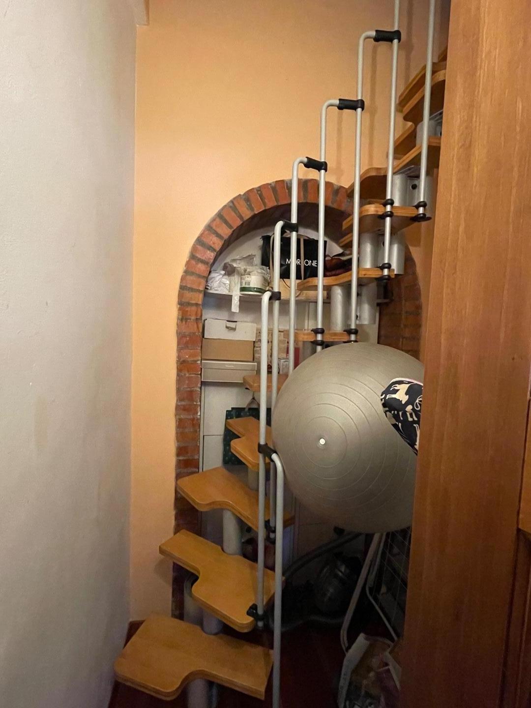 Immagine 26 di Rustico / casale in vendita  a San Giuliano Terme