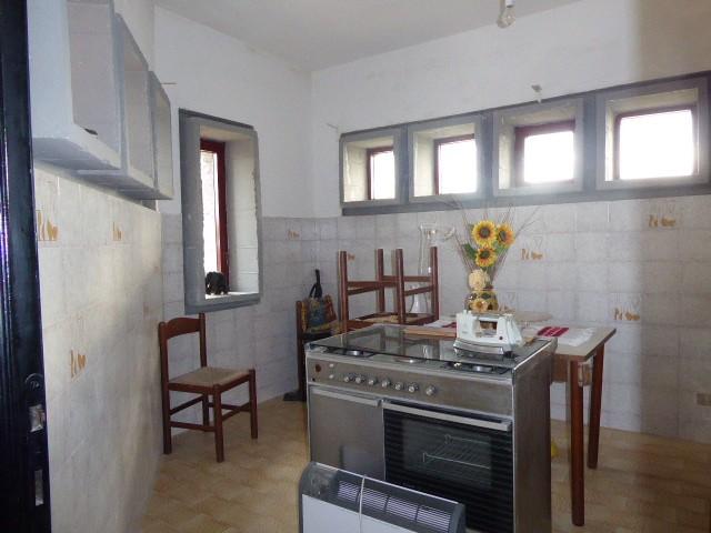 Immagine 27 di Villa in vendita  a San Giuliano Terme