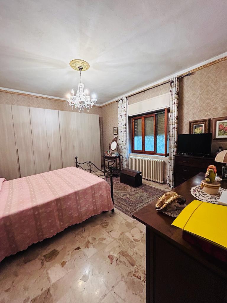 Immagine 34 di Casa indipendente in vendita  a Aulla