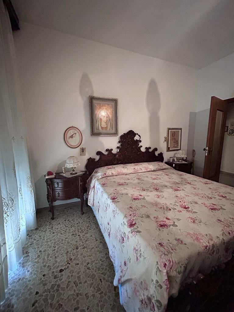 Immagine 12 di Casa indipendente in vendita  a Aulla