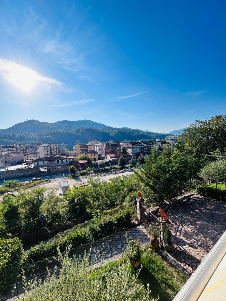 Immagine 10 di Casa indipendente in vendita  a Aulla