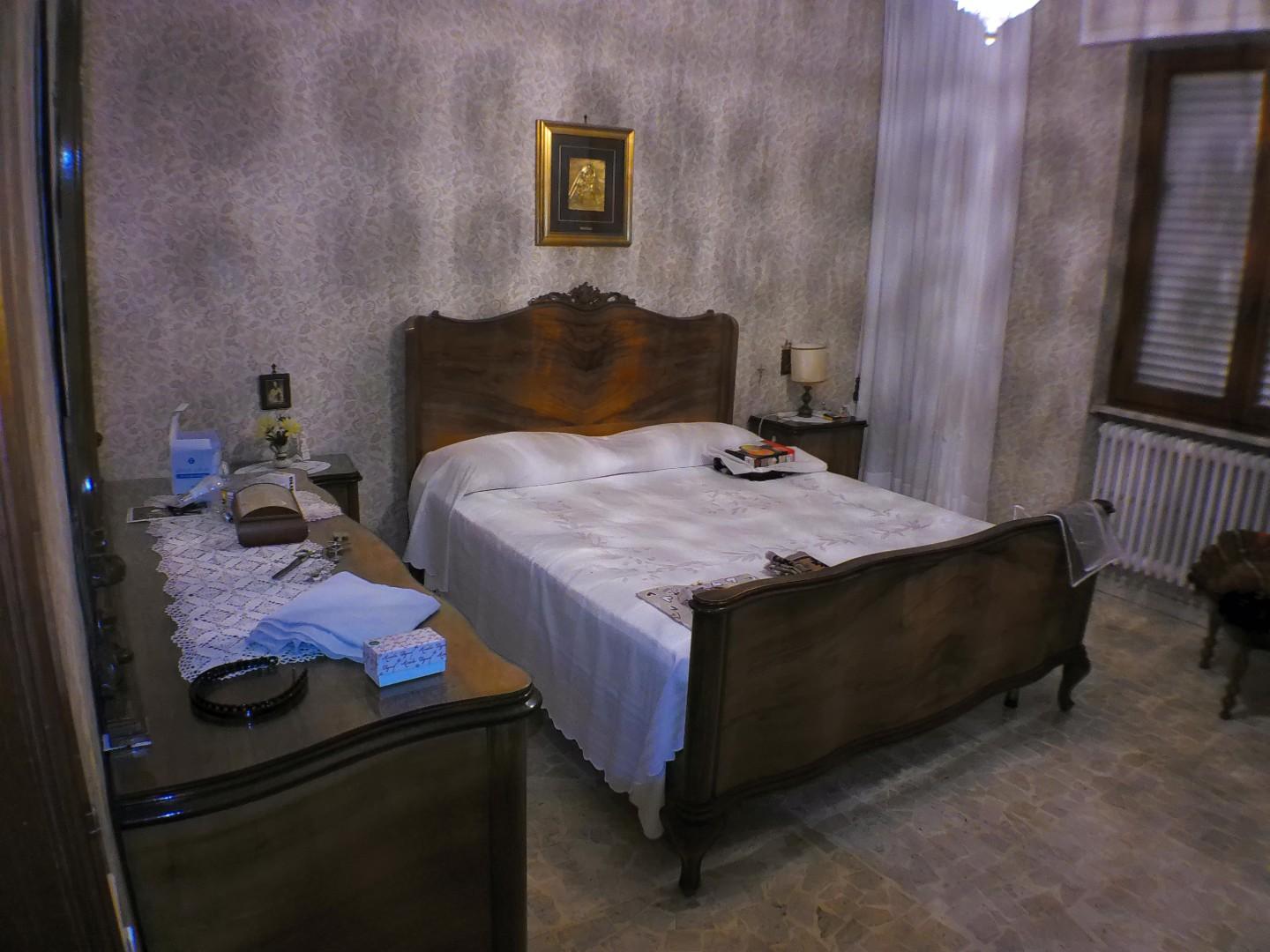 Immagine 34 di Casa indipendente in vendita  a Carrara