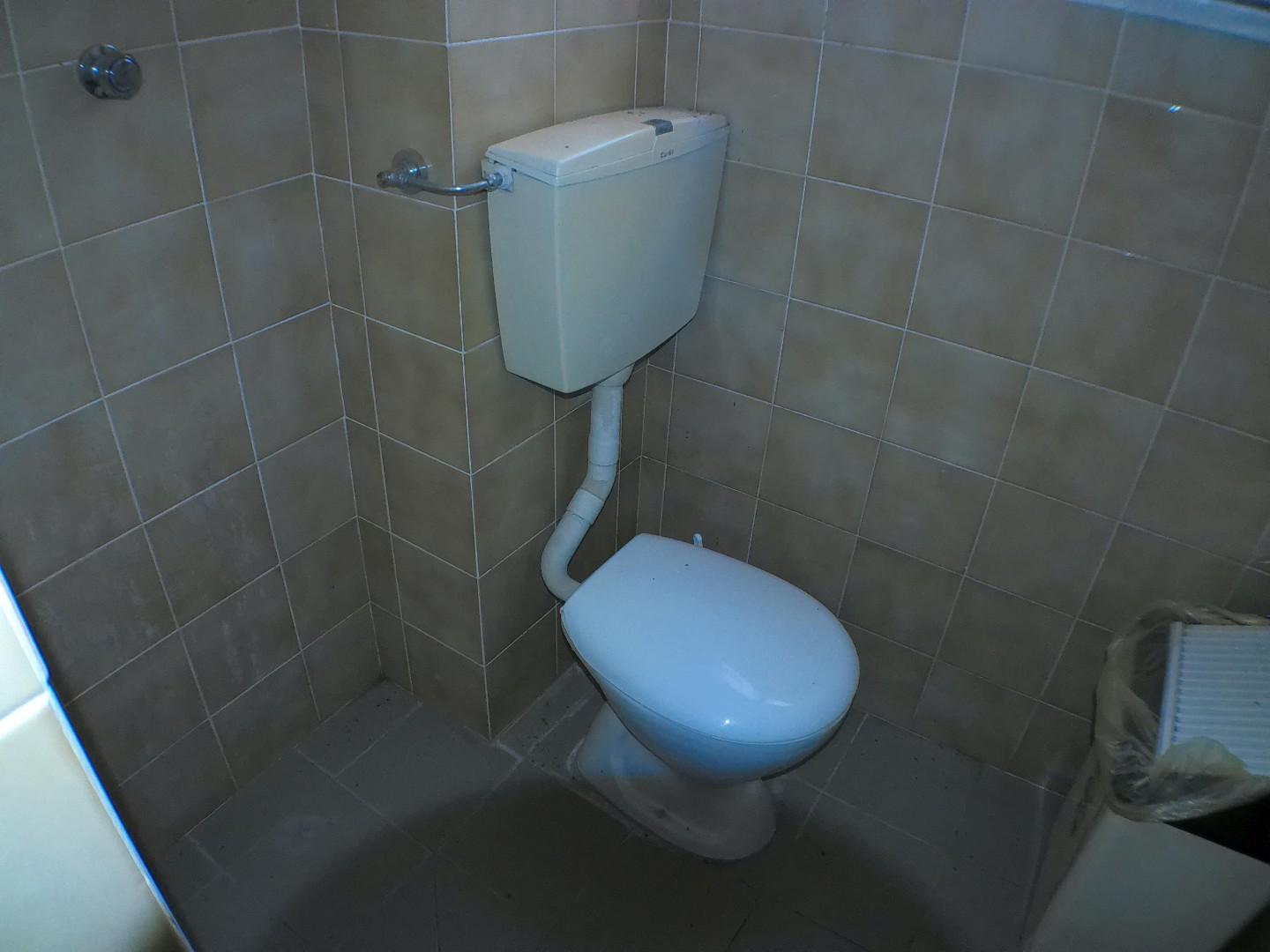 Immagine 19 di Casa indipendente in vendita  a Carrara