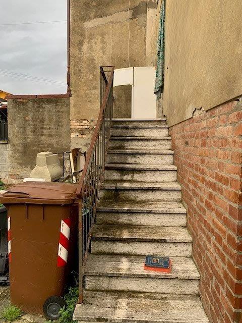 Immagine 2 di Terratetto in vendita  a Capraia E Limite