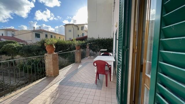 Immagine 5 di Appartamento in affitto  a Pisa