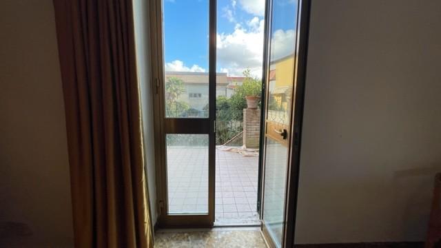 Immagine 12 di Appartamento in affitto  a Pisa