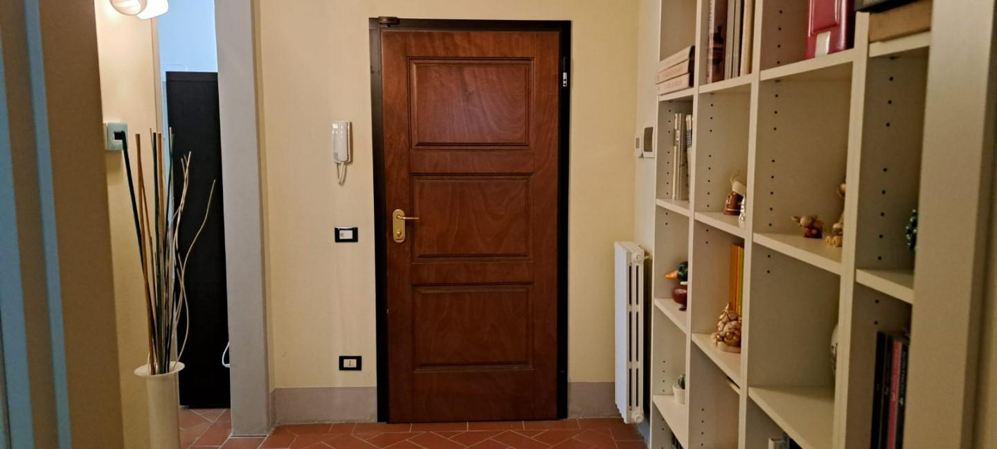 Immagine 79 di Appartamento in vendita  a San Giuliano Terme