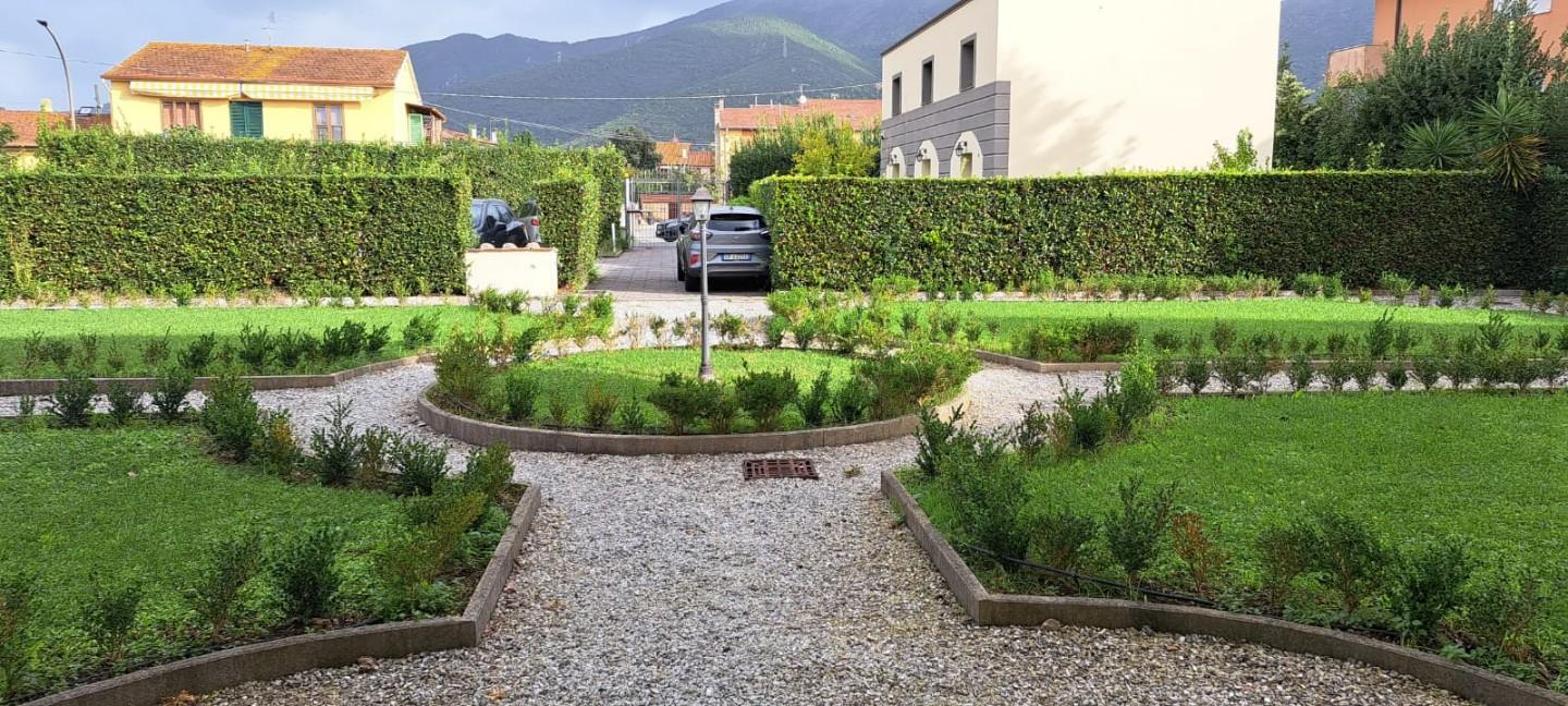 Immagine 26 di Appartamento in vendita  a San Giuliano Terme