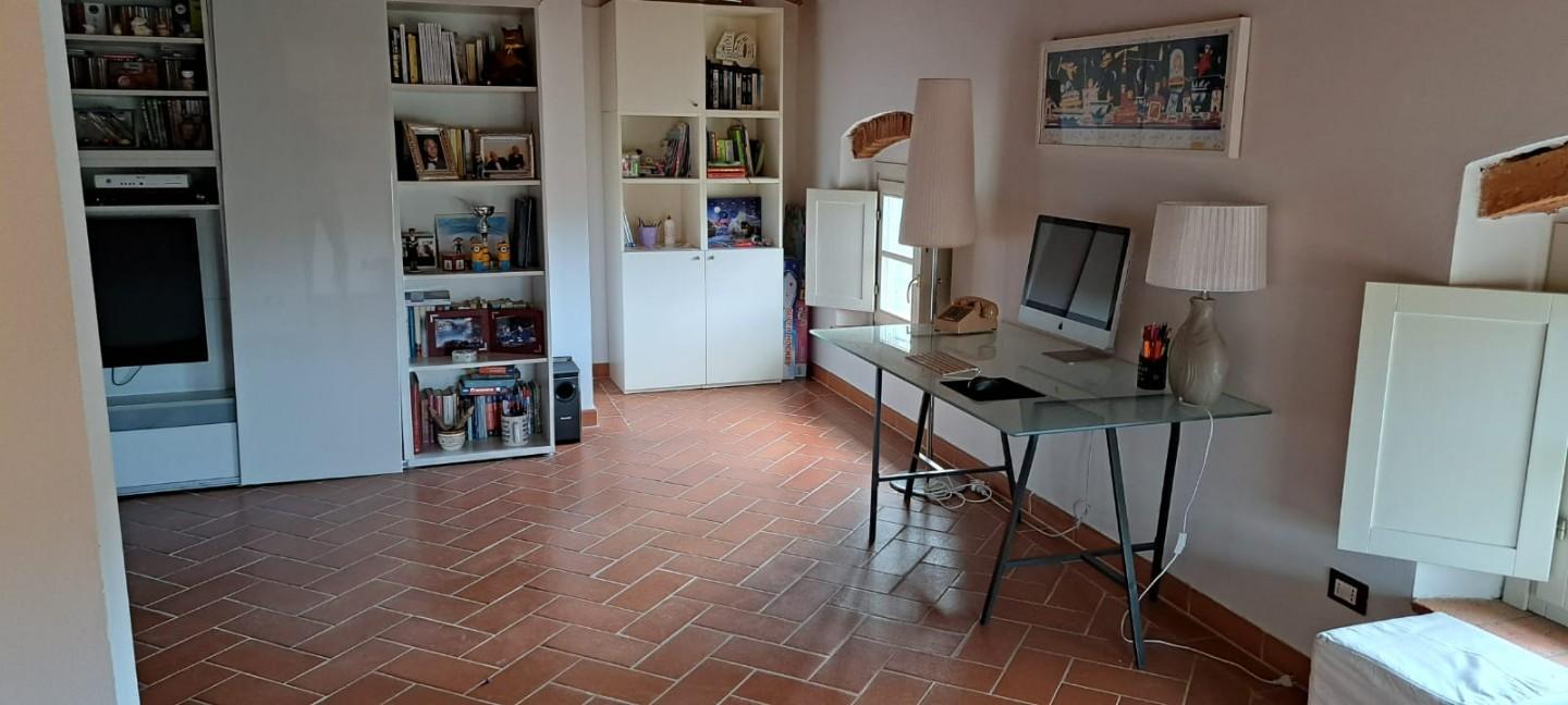 Immagine 101 di Appartamento in vendita  a San Giuliano Terme