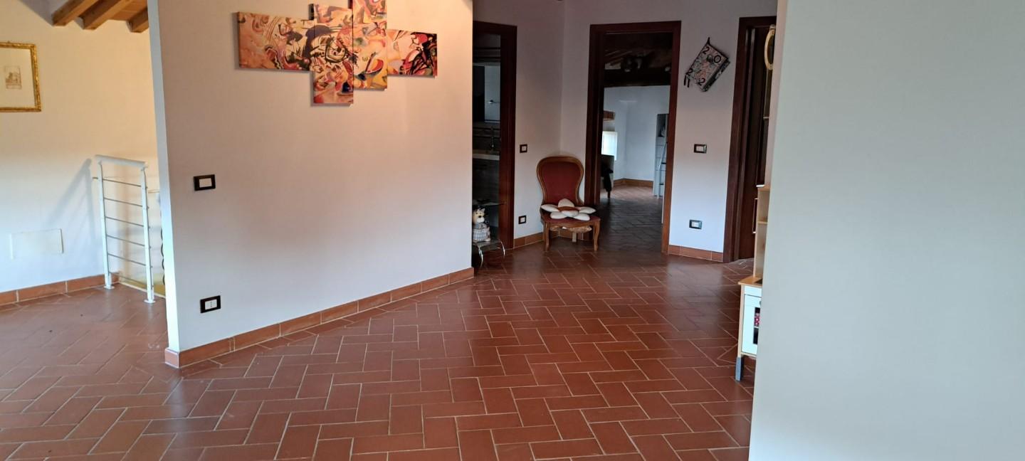 Immagine 35 di Appartamento in vendita  a San Giuliano Terme