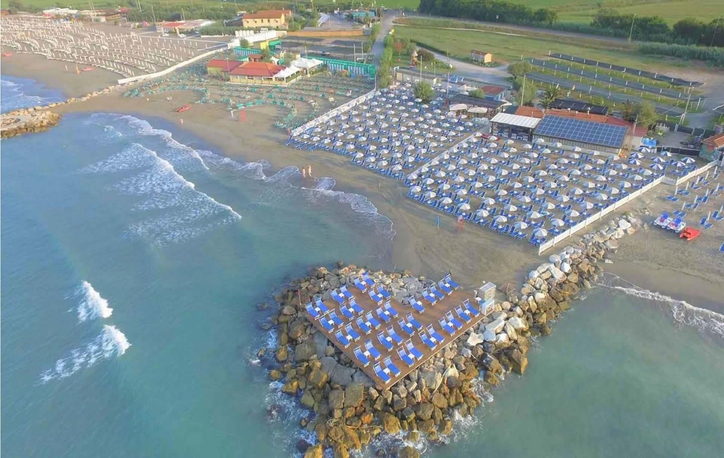 Immagine 6 di Appartamento in vendita  a Ortonovo